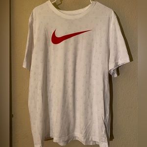 XL Nike Short-Sleeve Graphic Tee